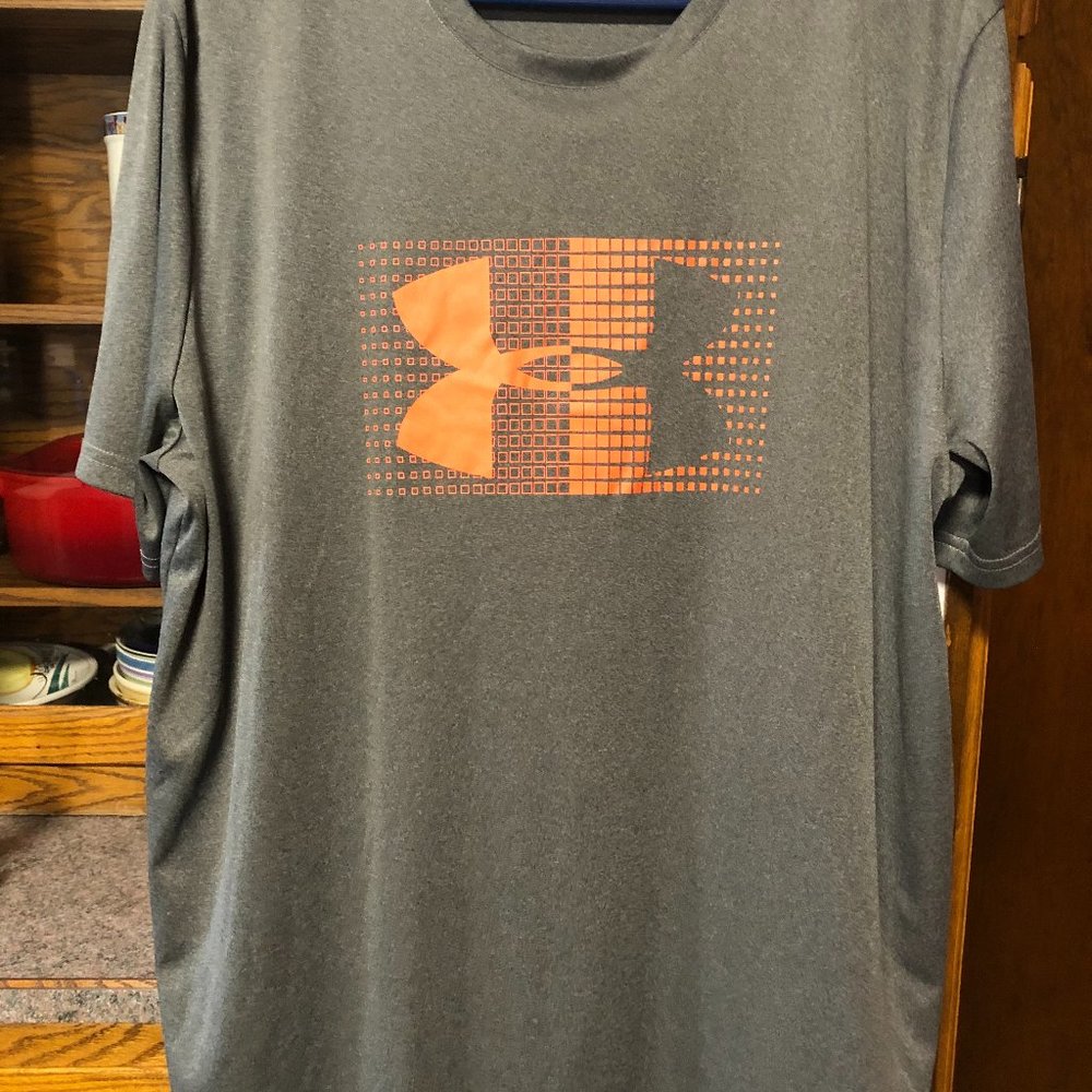 Under Armour Grey w/ orange T-shirt